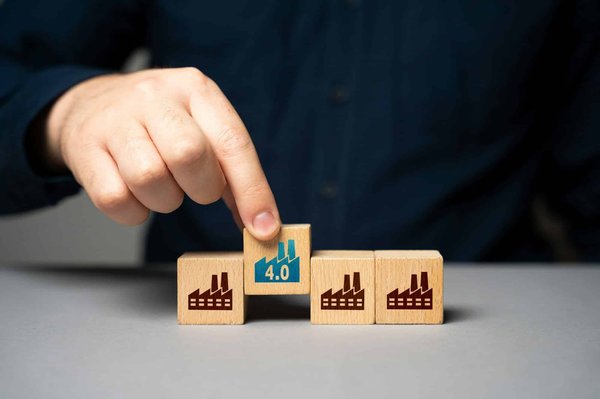 Qual è il processo per integrare un sistema di avviso di traffico trasversale in un veicolo già in uso?